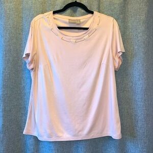 *Women’s Chico’s pink suede like top size 1 (medium)